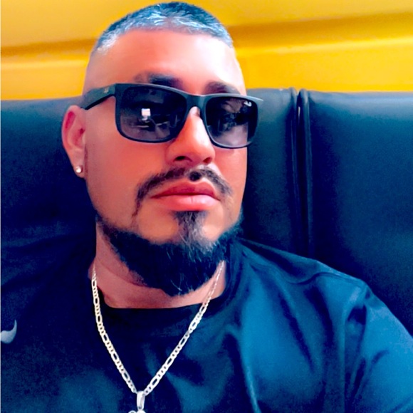 Meet your Posher, Raul - Picture 1 of 1